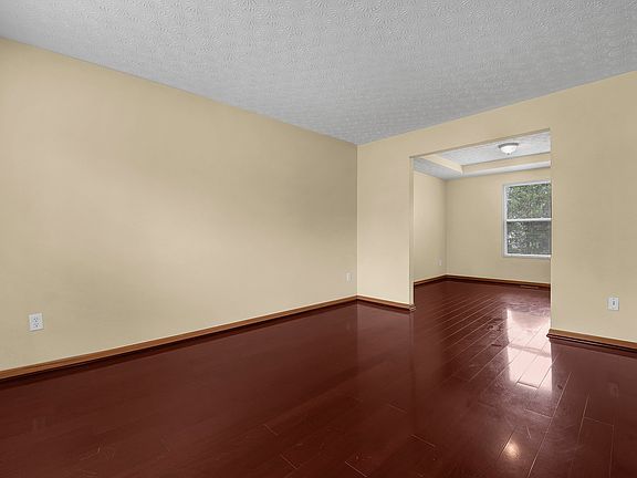 3rd image of 7108 Clear Water Ct