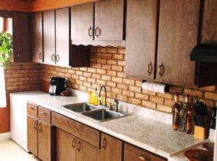 311 E Smith St, Iron Mountain, MI 49801