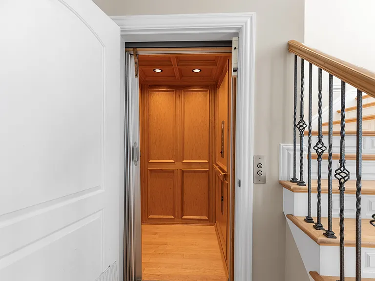 882 W Ocean View Ave — Photo 11