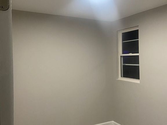 5th image of 1513 Mayland St