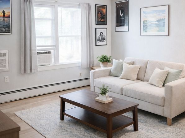 (undisclosed Address)