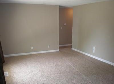 4th image of 6850 Arnold Ave