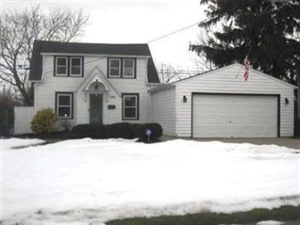 1st image of 5165 Oakmont Dr