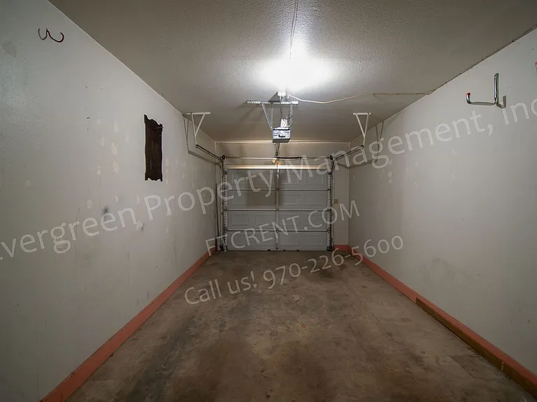 S-04 — Photo 23
