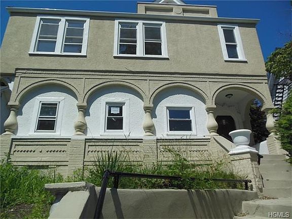 3rd image of 13 Washington Ave