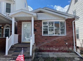 330 S Oak St, Mount Carmel, PA 17851