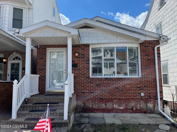 330 S Oak St, Mount Carmel, PA 17851