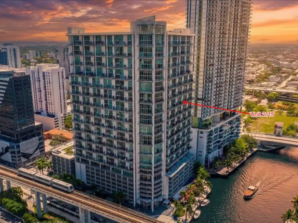 690 SW 1st Ct, Miami, FL