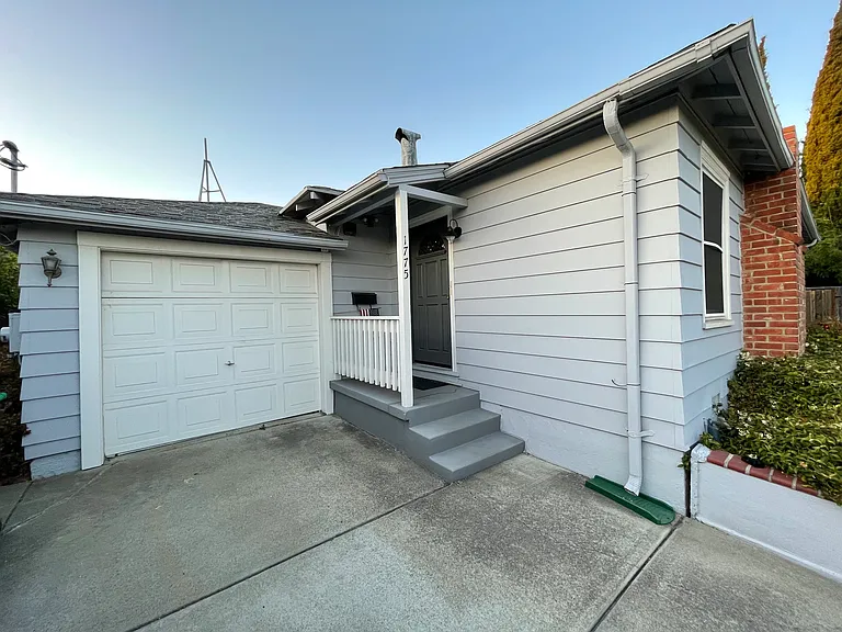 1775 141st Ave — Photo 41
