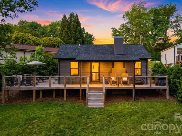 873 Pine Tree Rd, Taylorsville, NC 28681