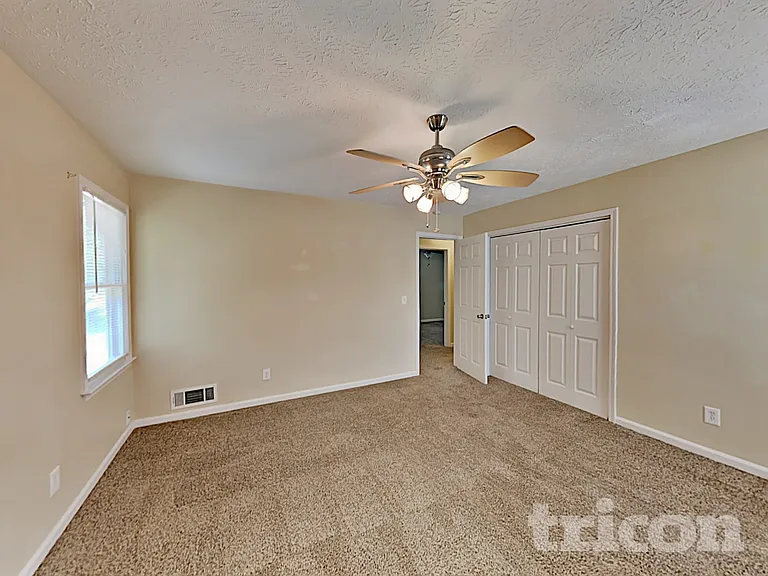 2515 Ramblewood Ct — Photo 6