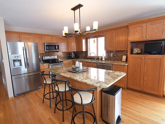 2nd image of 671 Mighty Acres Dr