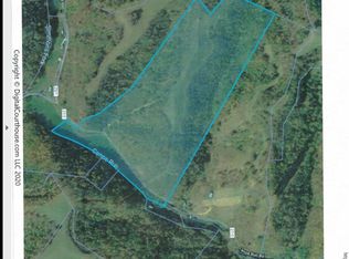514 Canoe Run, Looneyville, WV 25259