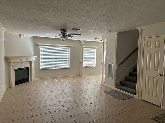Family room/dining room