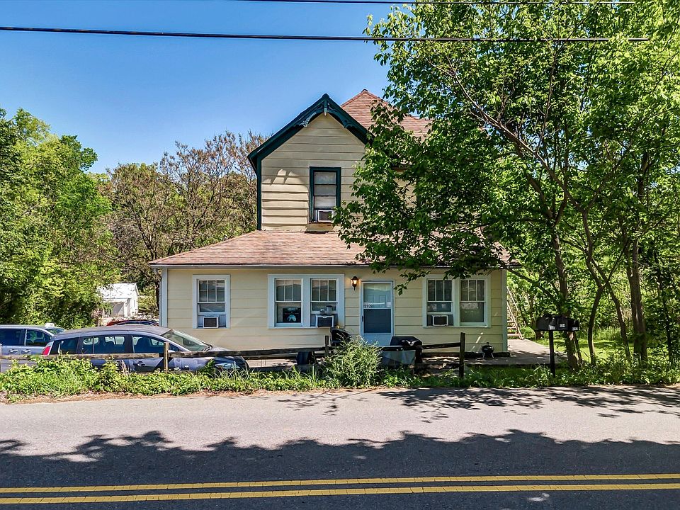 1st image of 1202 E Harper Ave