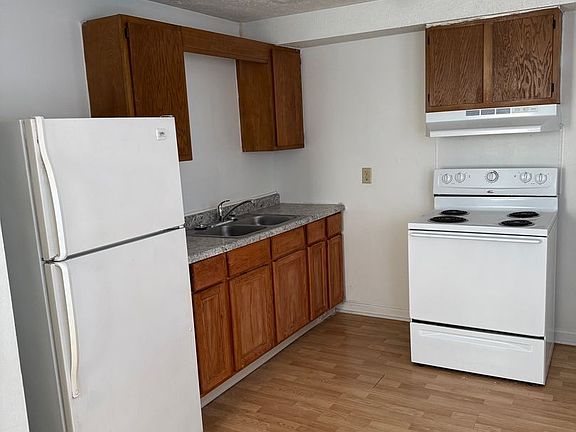 2nd image of 1040 Fairfield Ave #104018
