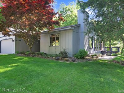 5236 Schlenker Rd, Hamburg, MI, 48139