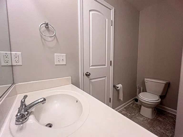 125 Swan Haven Ln — Photo 24