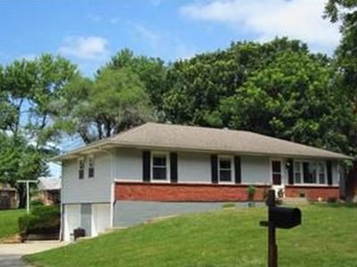 7500 N Central St, Kansas City, MO, 64118