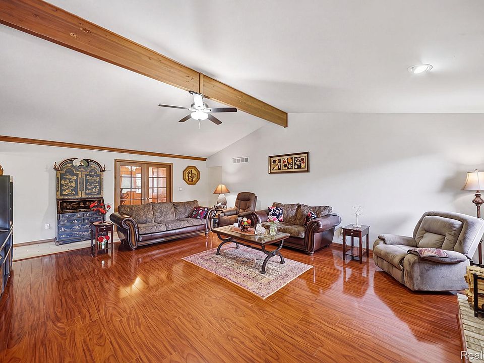 43459 Devin Dr, photo 9