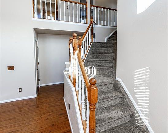 5th image of 4560 Winthrop Way
