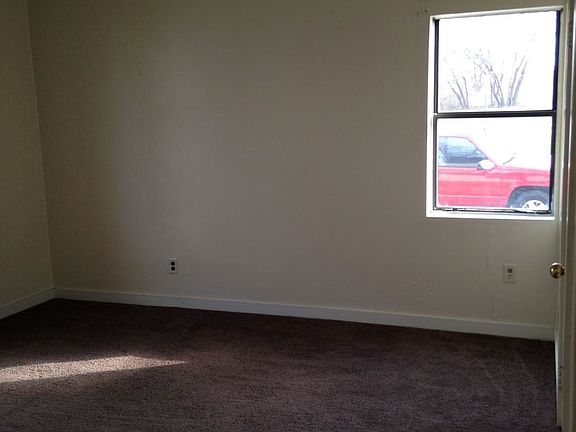 3rd image of 2205 Roosevelt Blvd
