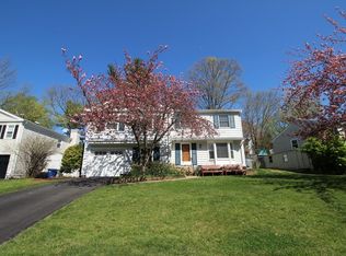2021 Wellfleet Ct, Falls Church, VA 22043
