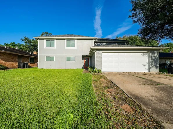 10422 Gulfstream Ln, Sugar Land, TX 77498