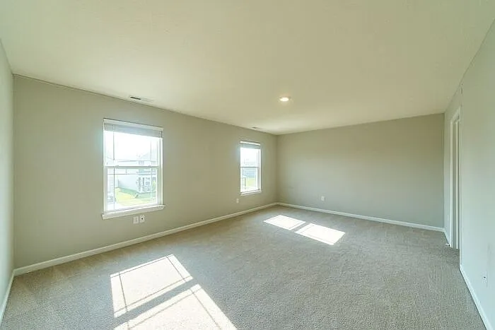 7226 Griffon Ln — Photo 13