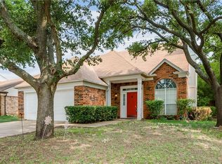 2600 Creekwood Ln, Fort Worth, TX 76123