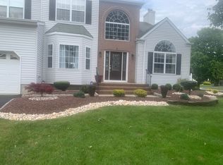 2 Glenrothes Ct, Jackson, NJ