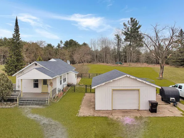 N5940 Us Highway 41, Wallace, MI 49893