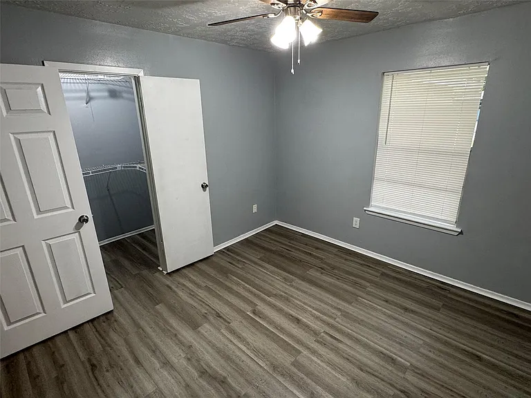 23115 Ludgate Dr — Photo 20