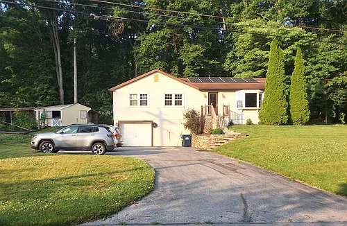 146 Cambridge Rd Photo 1