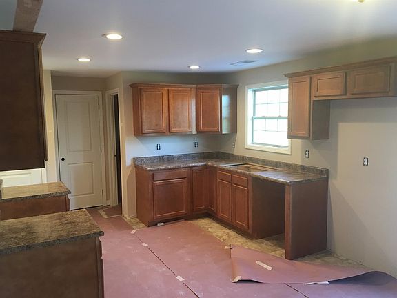 3rd image of 417 Charles Clayborne Ct