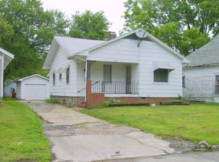 909 E 10th St, Pittsburg, KS 66762