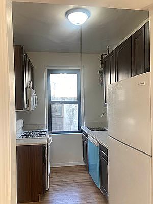 4th image of 21-78 35th St APT 5G