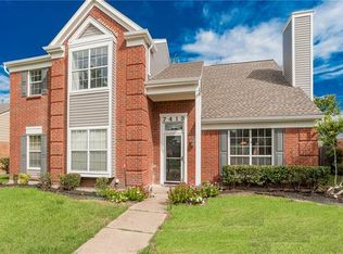 7413 Atlantic Dr, Rowlett, TX 75088