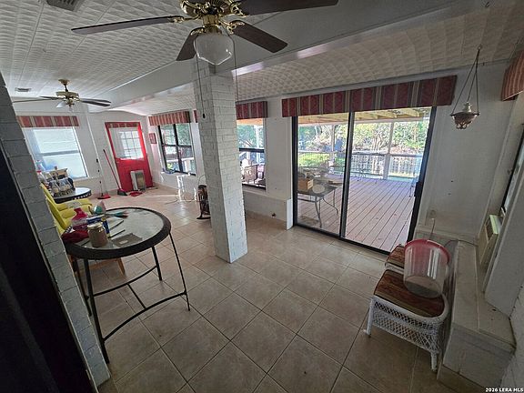 3rd image of 1101 MONROE DR