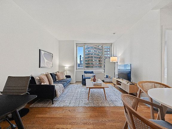 4th image of 635 W 42nd St APT 17J
