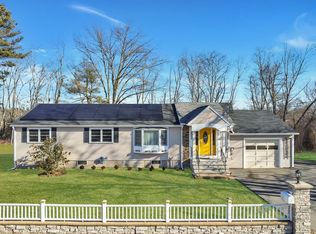 35 Cross St, Methuen, MA 01844
