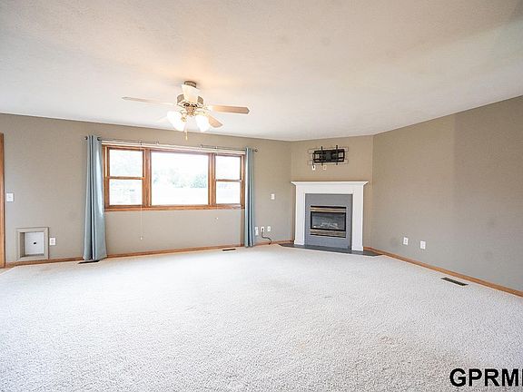 5th image of 7739 Phares Dr