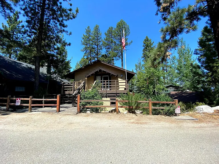 The East Deck and the home from the high road.