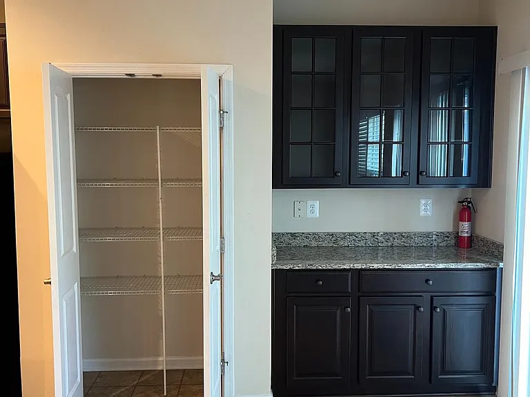 9447 Paragon Ct — Photo 2