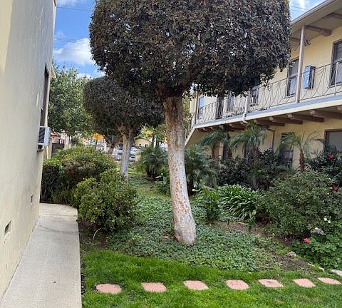 2nd image of 4711 Eagle Rock Blvd