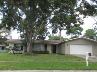 1046 Chinaberry Rd, Clearwater, FL 33764