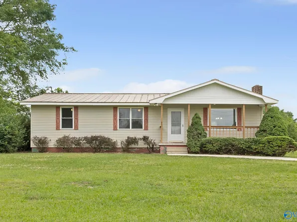 431 County Road 449, Town Creek, AL 35672