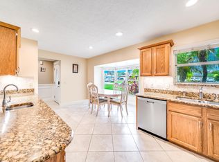 2418 SW Mercer St, Port Saint Lucie, FL 34984