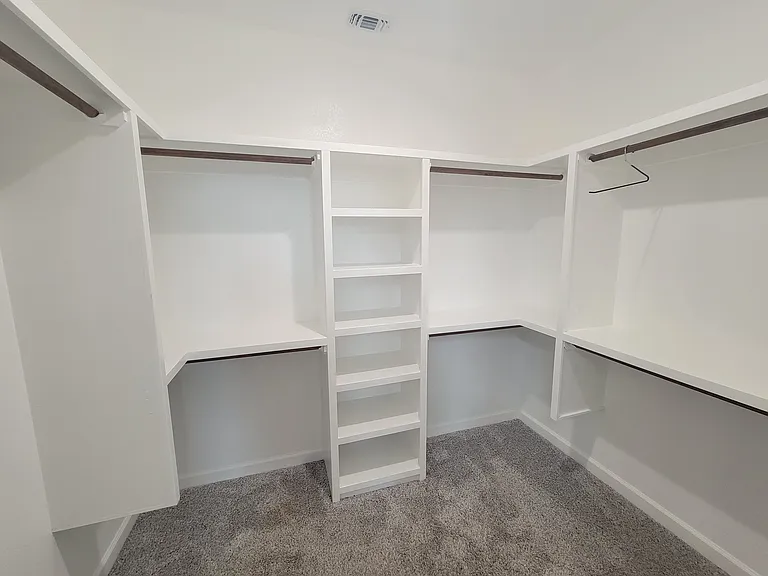 2502 Meadow Lark Dr — Photo 19