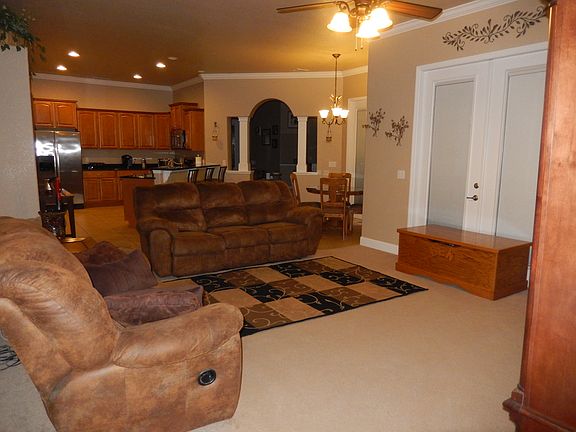 4th image of 6931 Bushnell Dr